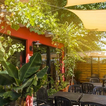 Piccolo E Grill Hotel
